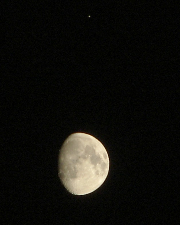 Kuu ja Jupiter